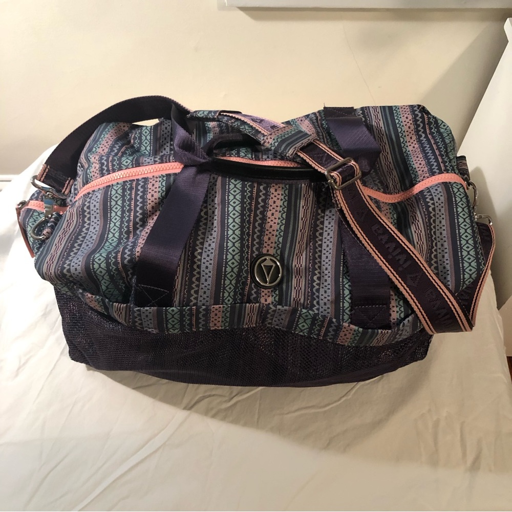 Lululemon Ivivva duffle bag